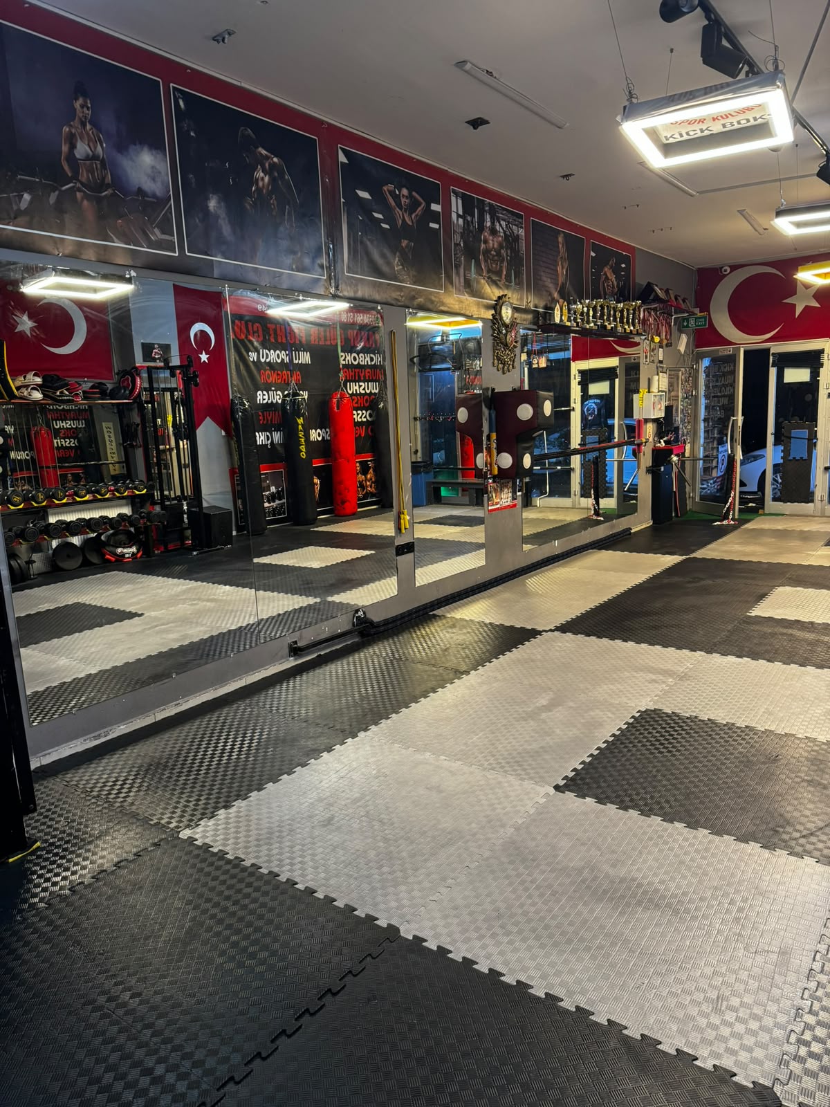 Yakup Güler Spor Kulübü salon görüntüsü 2